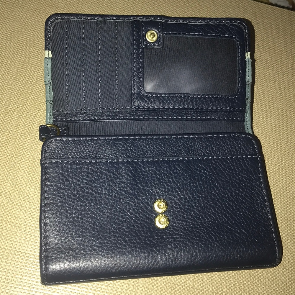 Tri-fold Wallet - Picture 2 of 4